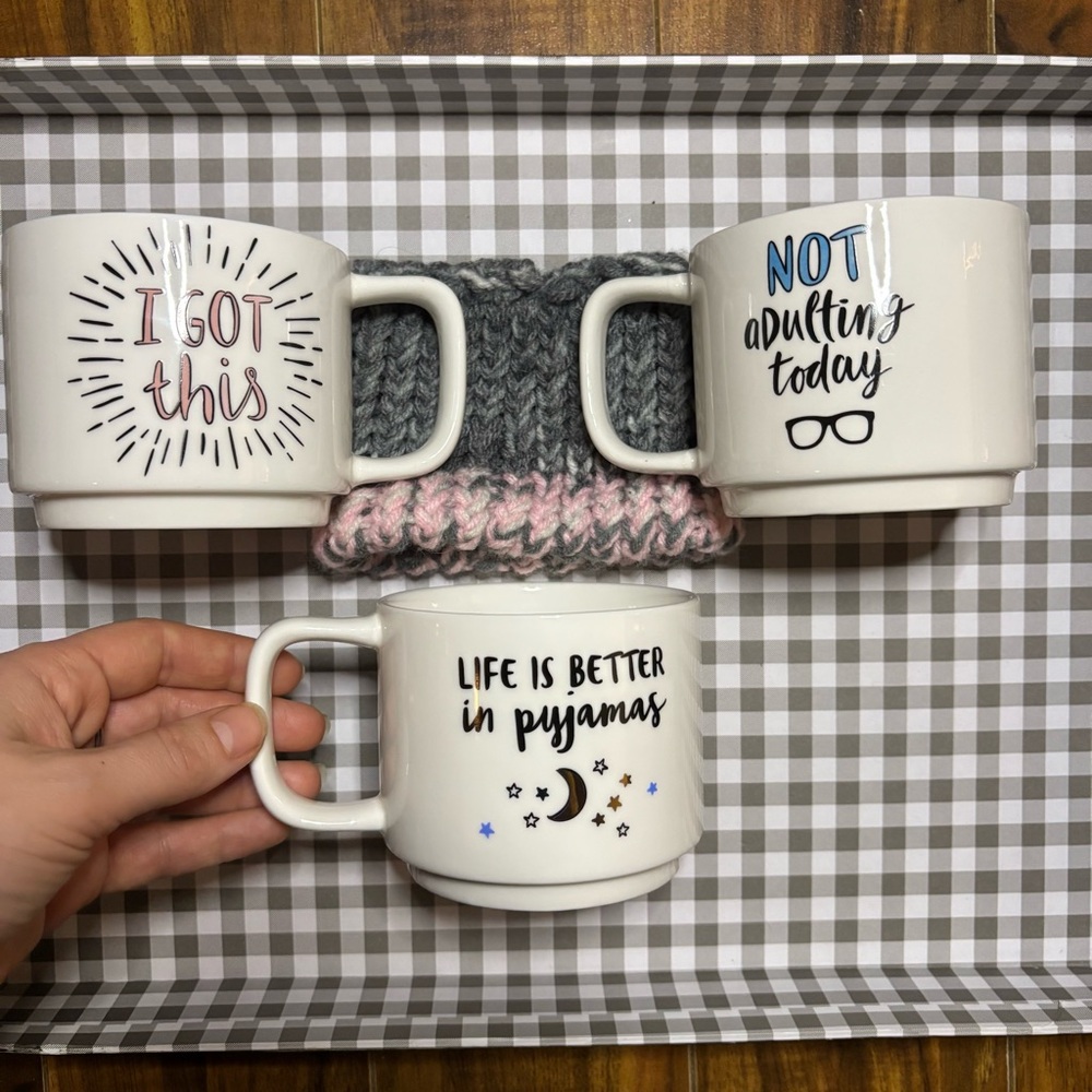 Indigo set of 3 white stackable expression mugs - Picture 2 of 6